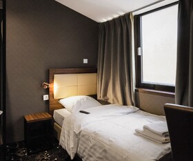 Amsterdam Lake Hotel