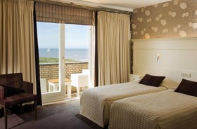 Strandhotel Nassau Bergen
