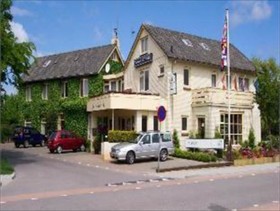 Hotel De Zwaluw