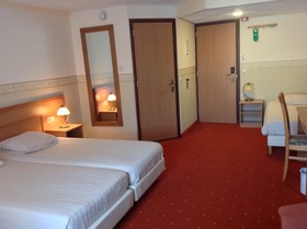 Suyder See Hotel