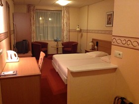 Suyder See Hotel