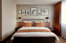 Carlton Square Haarlem