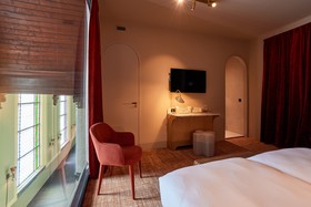 Heavens Hotel