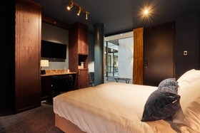 Heavens Hotel