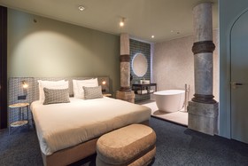Heavens Hotel