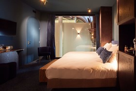 Heavens Hotel