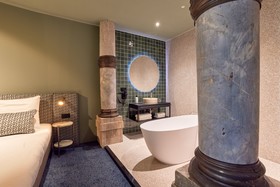 Heavens Hotel