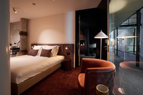 Heavens Hotel