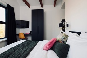 Boutique Hotel 43