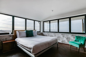 Beachhouse Hotel