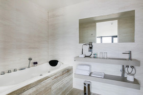 Beachhouse Hotel