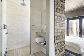 Beachhouse Hotel