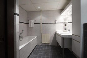 Hotel And Restaurant Zwartewater