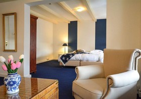 Bridges House Hotel