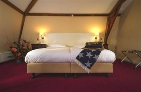 Bridges House Hotel