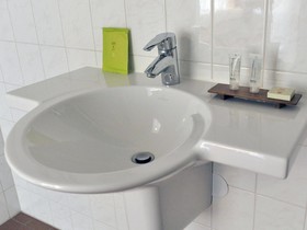 Logis Hotel De Brabantse Biesbosch