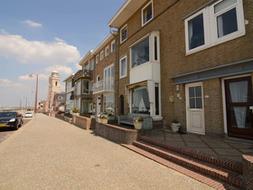 Authentic Jutters House