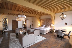 Steenhof Suites