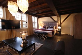 Steenhof Suites