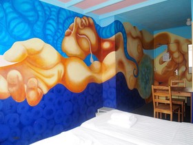 The Flying Pig Beach Hostel