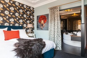 Opus One Boutique Hotel