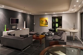 Plaza Premium Grand Winston