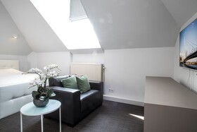 Maurits Apartments & Suites