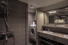 Maurits Apartments & Suites