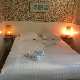 Ambassade Arena Aparthotel