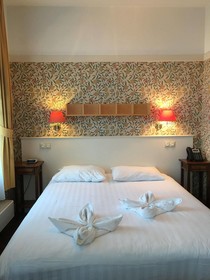 Ambassade Arena Aparthotel