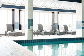 Carlton Oasis