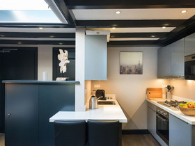 BizStay Park Central Apartments