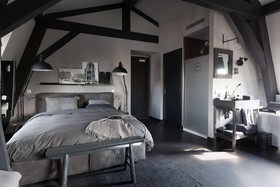 Mother Goose Hotel