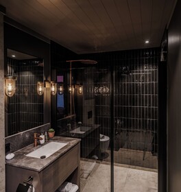 Henningsvaer Bryggehotell By Classic Norway Hotels