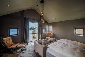 Henningsvaer Bryggehotell By Classic Norway Hotels