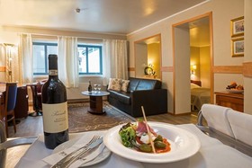 Tinos Hotel