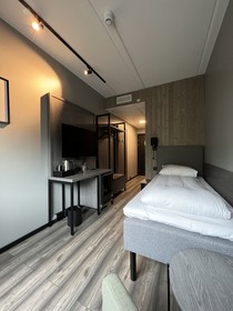 Arctic Sea Hotel