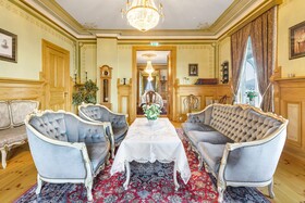 Sandtorgholmen Hotel