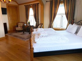 Sandtorgholmen Hotel