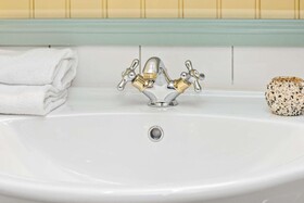 Sandtorgholmen Hotel