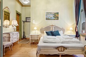 Sandtorgholmen Hotel