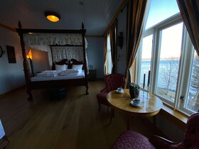 Sandtorgholmen Hotel