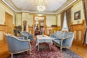 Sandtorgholmen Hotel