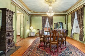 Sandtorgholmen Hotel