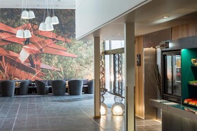 Quality Hotel Entry