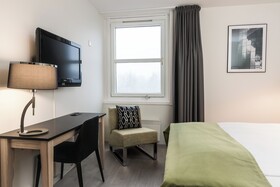 Quality Hotel Entry