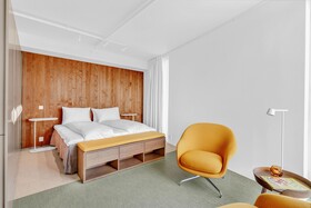 Lux Hotel