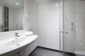 Park Inn by Radisson Oslo Airport Hotel West