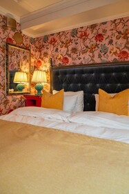 Hotel Charmante