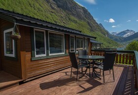 Grande Hytteutleige Og Camping